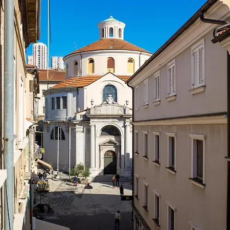 Area2 Center Luxury Apartment Rijeka Exterior photo